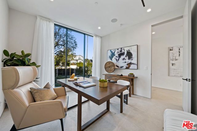 6660 Maryland Drive, Los Angeles, CA 90048