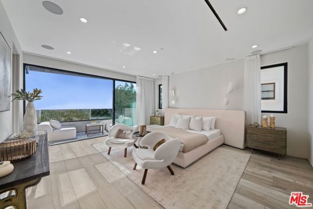 6660 Maryland Drive, Los Angeles, CA 90048