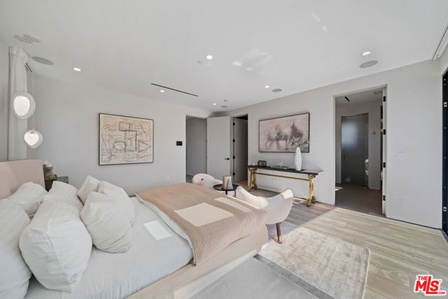 6660 Maryland Drive, Los Angeles, CA 90048