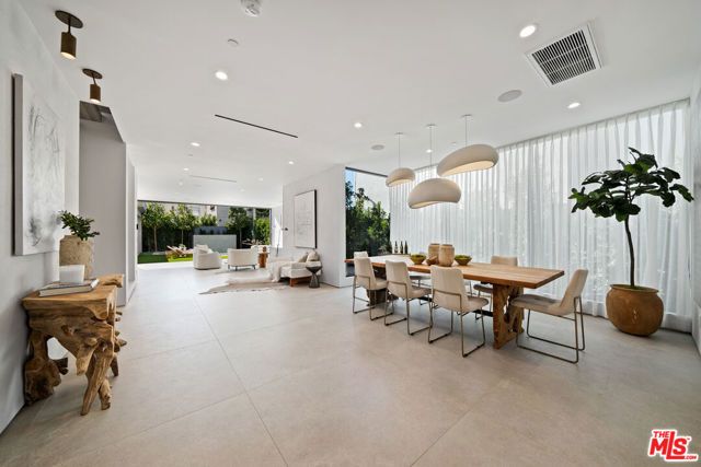 6660 Maryland Drive, Los Angeles, CA 90048