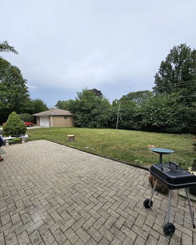 12543 S Menard Avenue, Palos Heights, IL 60463