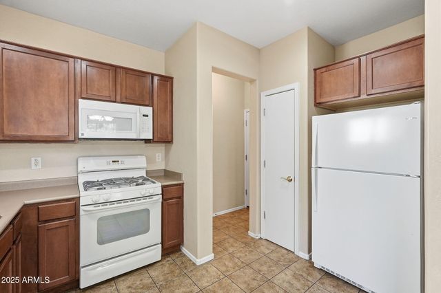 14241 W PORT ROYALE Lane, Surprise, AZ 85379