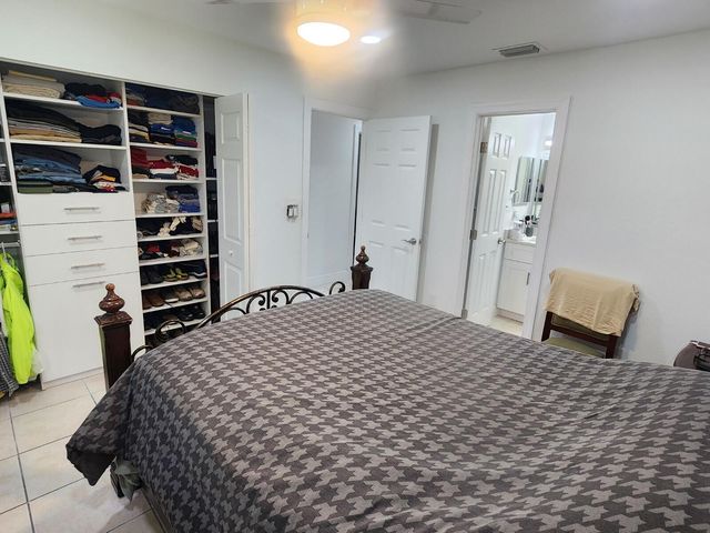 6013 10th Avenue N 208, Greenacres, FL 33463