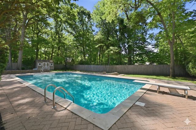 32 Scenic Hills Drive, Ridge, NY 11961