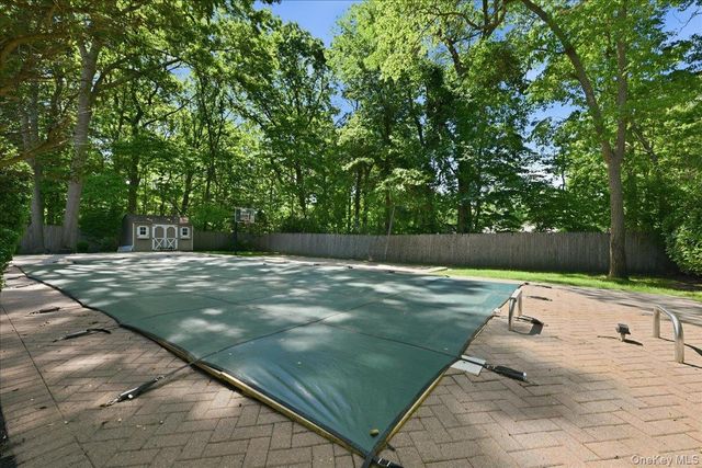 32 Scenic Hills Drive, Ridge, NY 11961