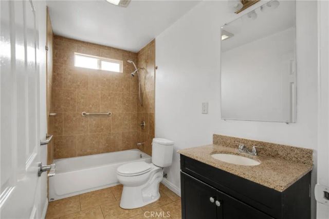149 W Colden Avenue, Los Angeles, CA 90003