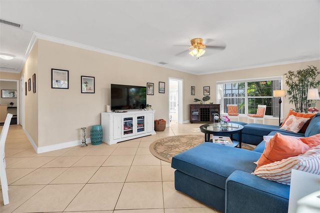 3221 Seaward Drive, Lauderdale By The Sea, FL 33062