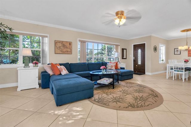 3221 Seaward Drive, Lauderdale By The Sea, FL 33062