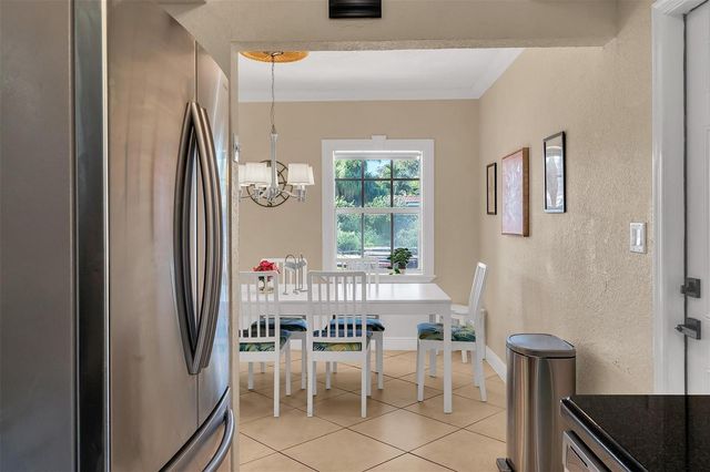 3221 Seaward Drive, Lauderdale By The Sea, FL 33062