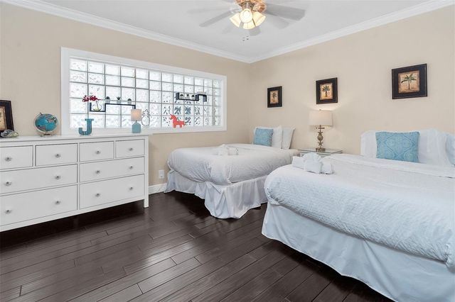 3221 Seaward Drive, Lauderdale By The Sea, FL 33062