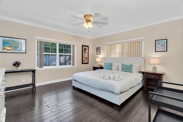 3221 Seaward Drive, Lauderdale By The Sea, FL 33062