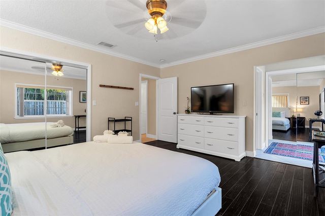 3221 Seaward Drive, Lauderdale By The Sea, FL 33062