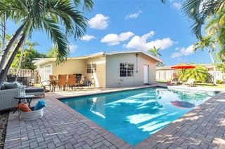 3221 Seaward Drive, Lauderdale By The Sea, FL 33062