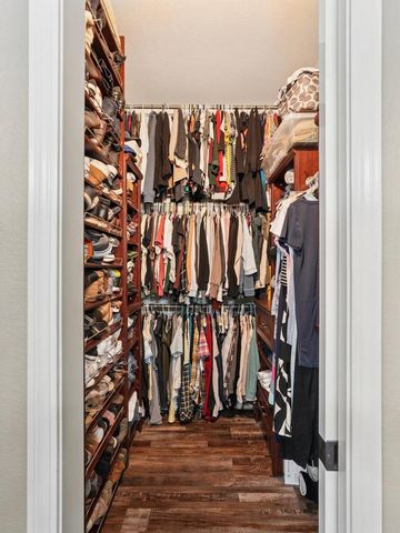 2951 Glen Ivy DRIVE, West Bend, WI 53090