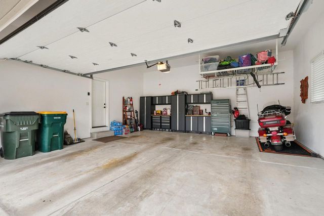 2951 Glen Ivy DRIVE, West Bend, WI 53090