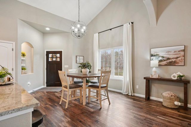 2951 Glen Ivy DRIVE, West Bend, WI 53090