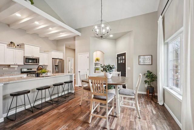 2951 Glen Ivy DRIVE, West Bend, WI 53090