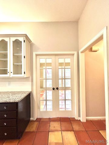 249 Charleston Court S, Montgomery, AL 36117
