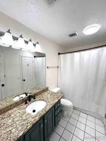 249 Charleston Court S, Montgomery, AL 36117