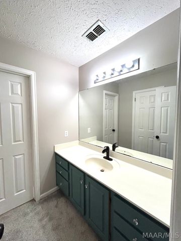 249 Charleston Court S, Montgomery, AL 36117
