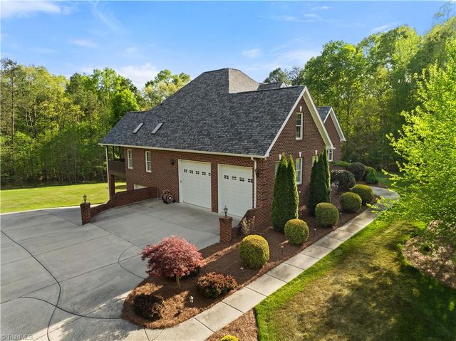 310 Cascade Drive, High Point, NC 27265