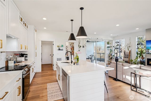 1447 E Harrison Street, Tacoma, WA 98404