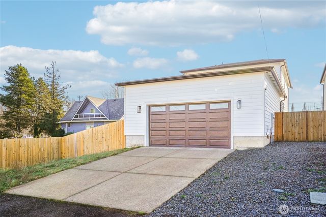 1447 E Harrison Street, Tacoma, WA 98404