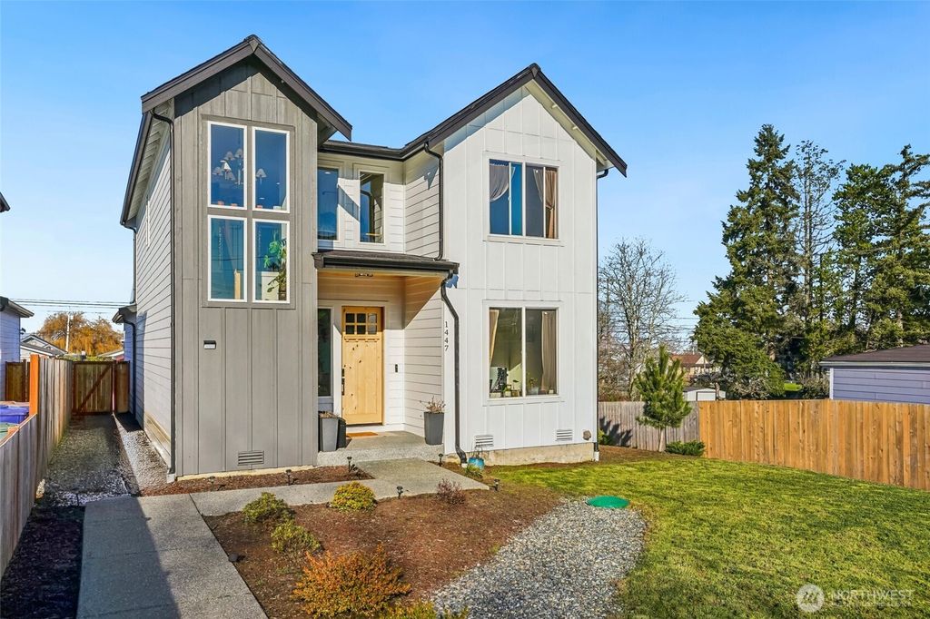 1447 E Harrison Street, Tacoma, WA 98404