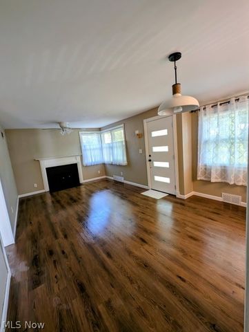 30 French Street, Berea, OH 44017