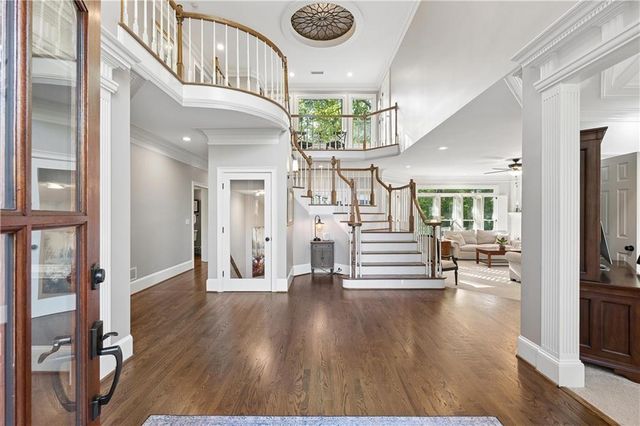 210 Wicklawn Way, Roswell, GA 30076