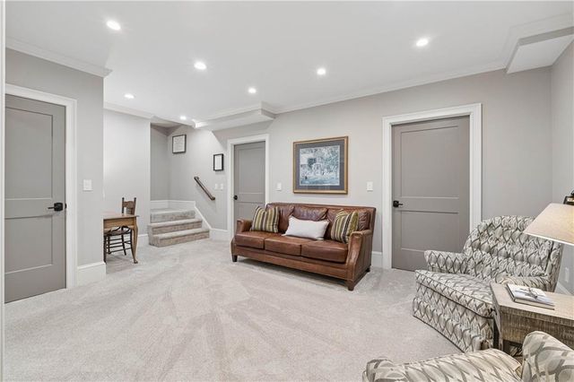 210 Wicklawn Way, Roswell, GA 30076