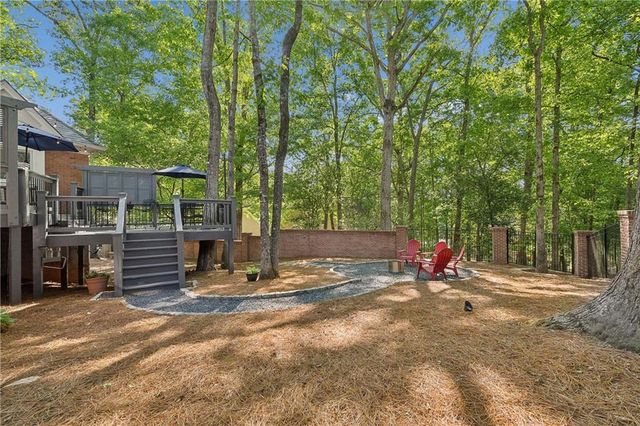 210 Wicklawn Way, Roswell, GA 30076