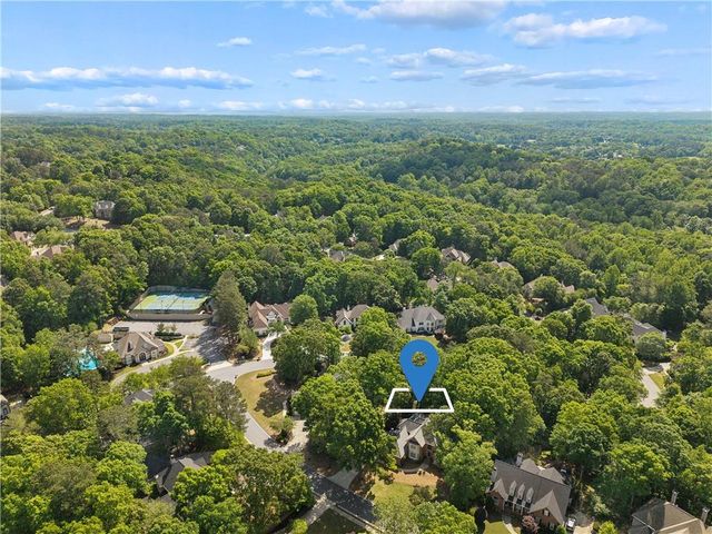 210 Wicklawn Way, Roswell, GA 30076