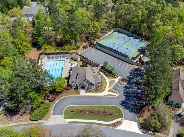 210 Wicklawn Way, Roswell, GA 30076