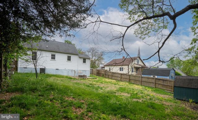 311 COLONIAL AVE, Fredericksburg, VA 22405