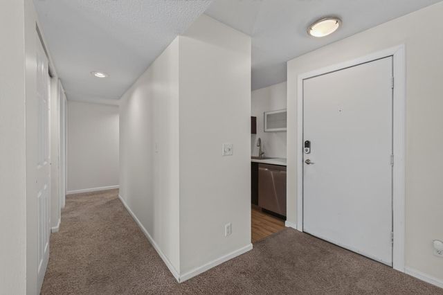 132 Demont Avenue E 232, Little Canada, MN 55117