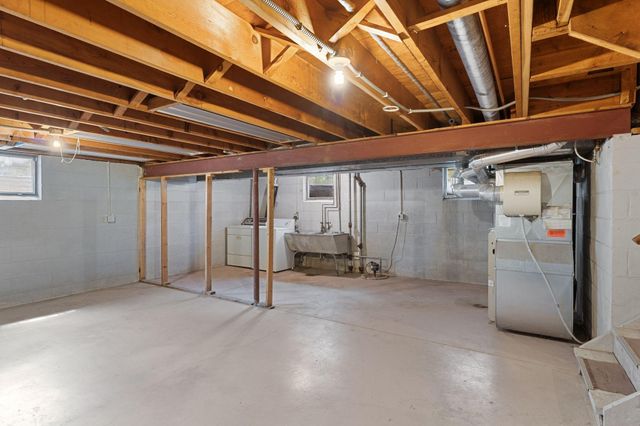 9908 Oxborough Road, Bloomington, MN 55437