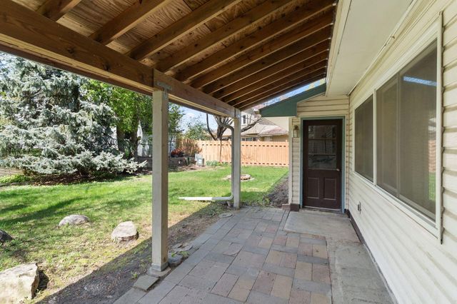9908 Oxborough Road, Bloomington, MN 55437