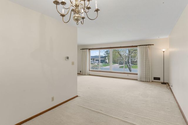 9908 Oxborough Road, Bloomington, MN 55437