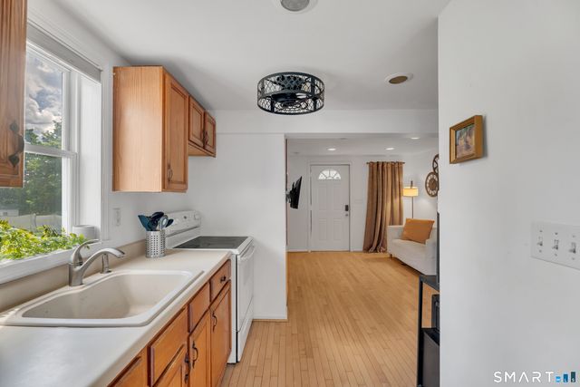 99 Warner Street, Hamden, CT 06514