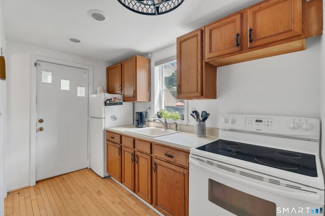99 Warner Street, Hamden, CT 06514