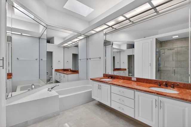 1245 Owl Pointe Circle, West Palm Beach, FL 33409