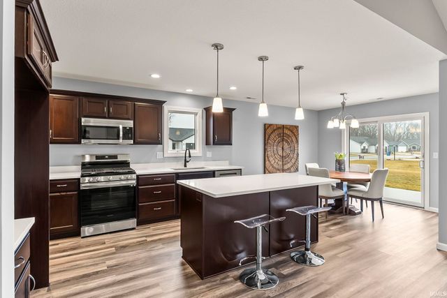 15554 Brimwillow Drive, Huntertown, IN 46748