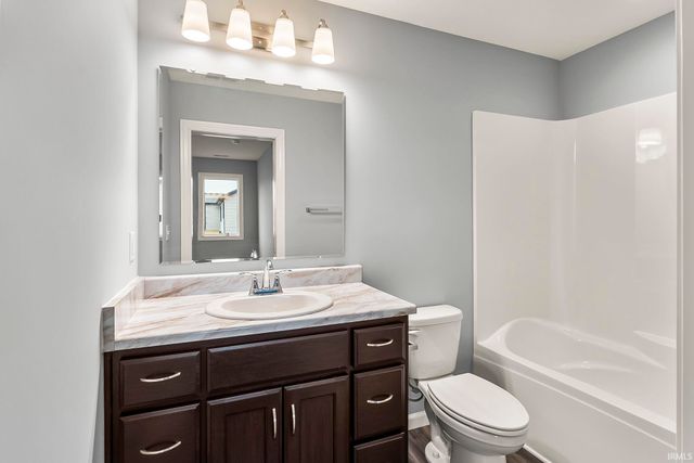 15554 Brimwillow Drive, Huntertown, IN 46748