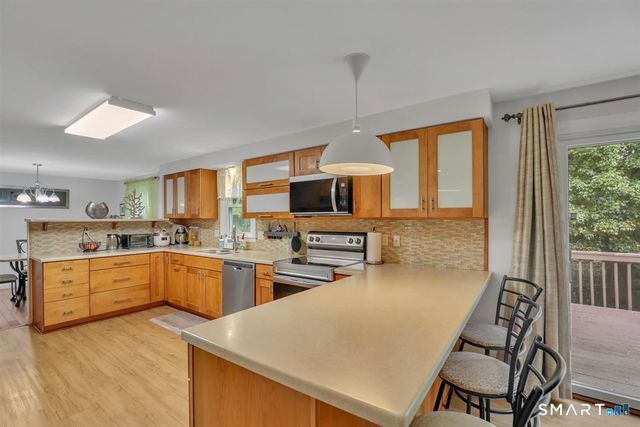 103 Grissom Road, Manchester, CT 06042