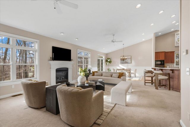 45 E California Avenue, Columbus, OH 43202