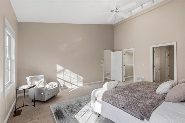 45 E California Avenue, Columbus, OH 43202