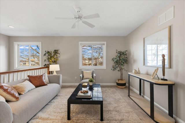 45 E California Avenue, Columbus, OH 43202