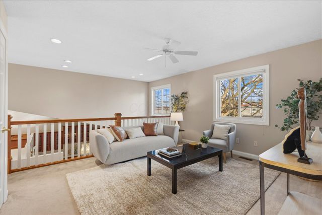 45 E California Avenue, Columbus, OH 43202