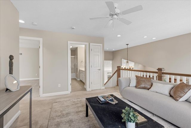 45 E California Avenue, Columbus, OH 43202